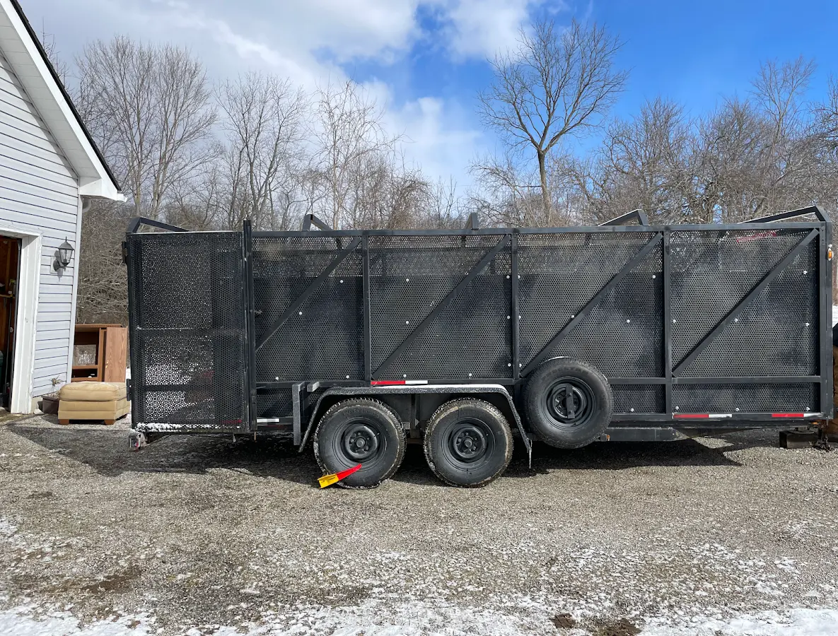 4 Yard Dumpster Rental in Cedar Hills, OR